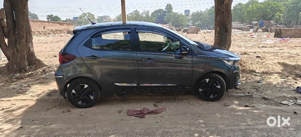 Brand New, 2 Months Old Car With Touch Screen, Android Auto, Dashcam