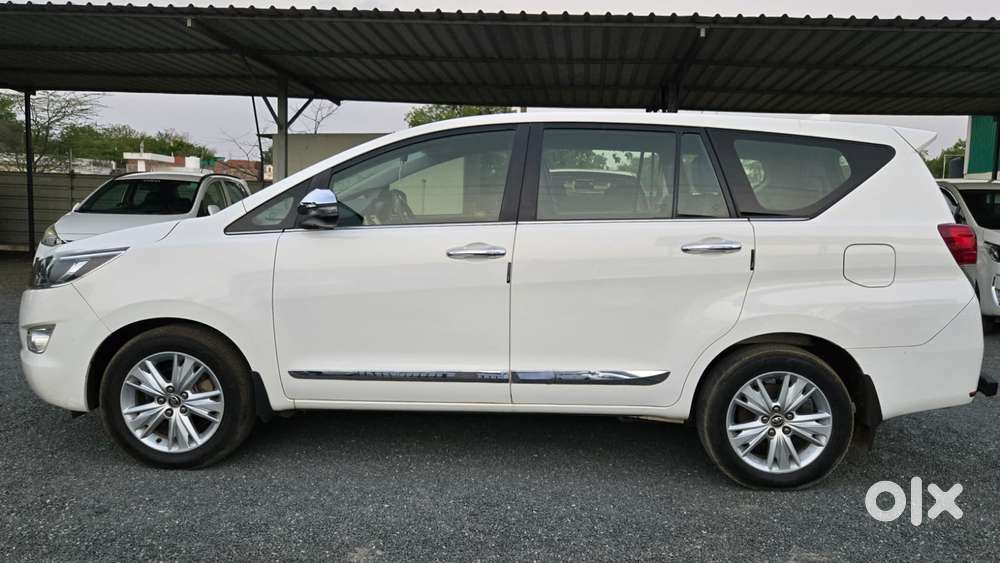 Toyota Innova Crysta 2.4 Zx Mt, 2019, Diesel