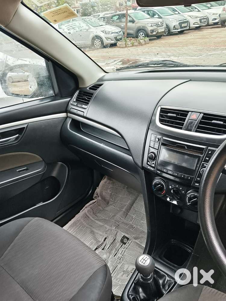 Maruti Suzuki Swift Vxi + Manual, 2015, Petrol