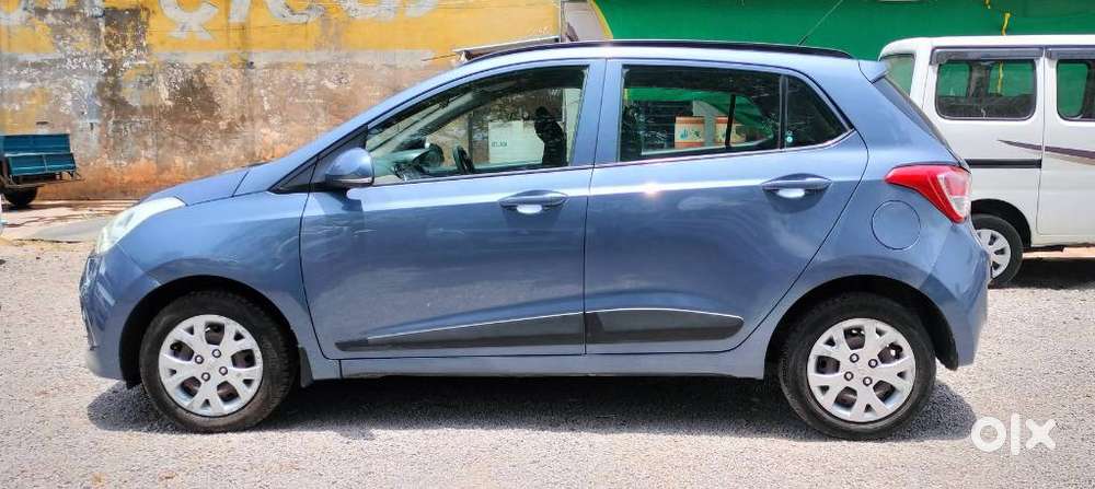 Hyundai Grand I10 1.2 Sportz At, 2015, Petrol