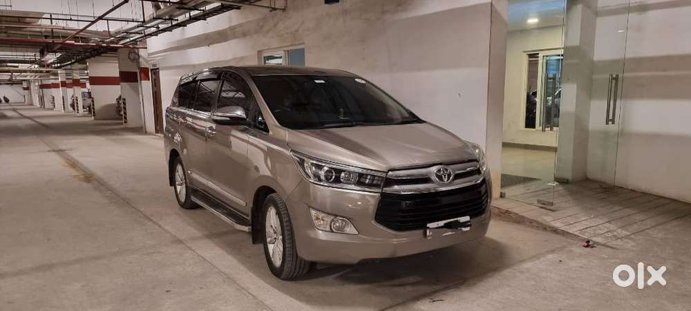 Toyota Innova Crysta 2016