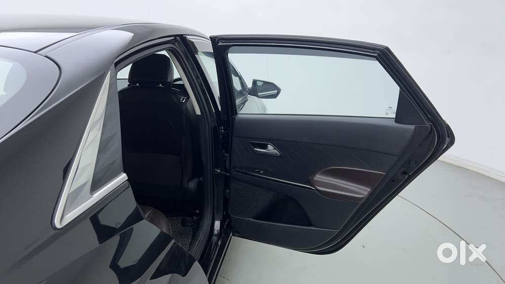 Hyundai Verna 1.5 Sx Petrol Mt, 2025, Petrol