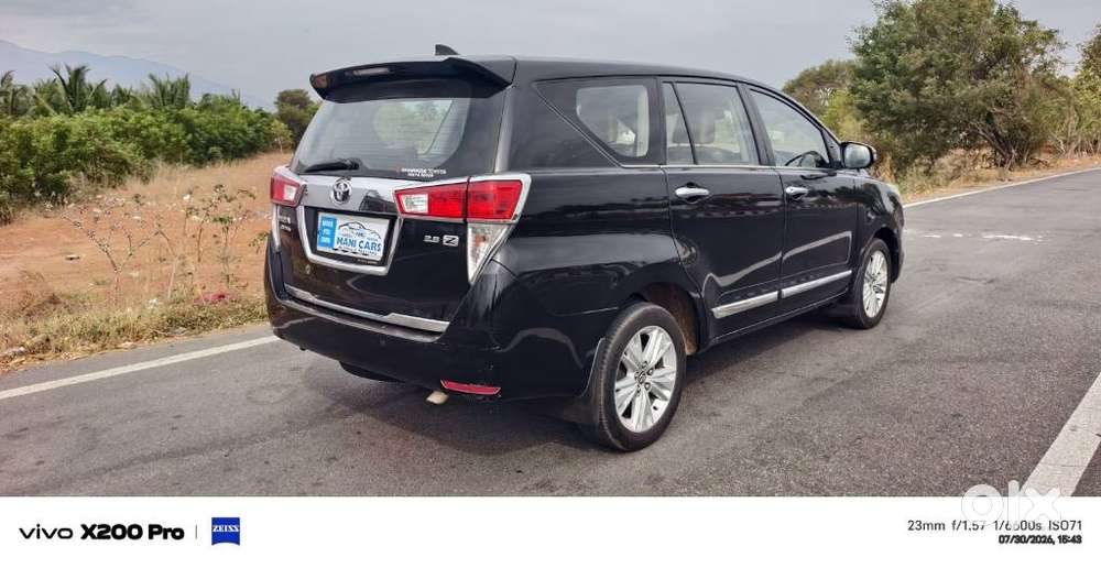 Toyota Innova Crysta 2.8z Automatic, 2018, Diesel