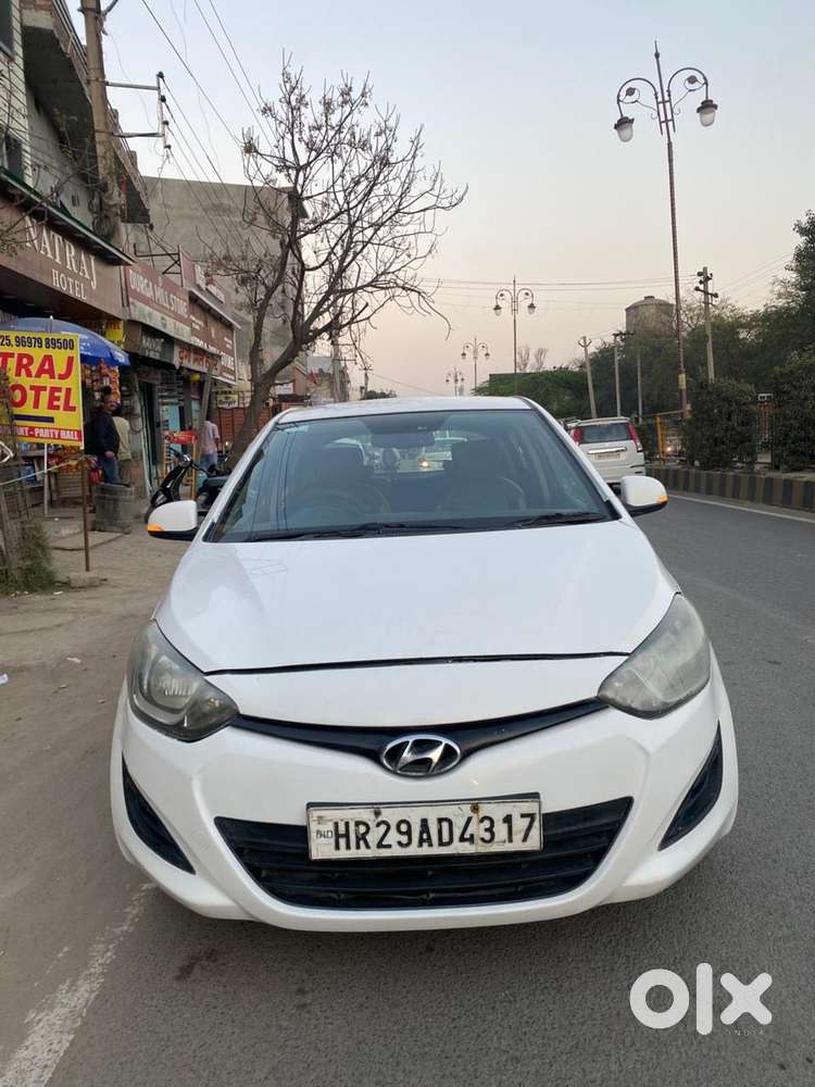 Hyundai I20 2015-2017 Sportz Option 1.4 Crdi, 2012, Petrol