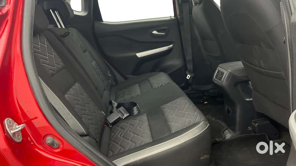 Nissan Magnite 1.0 Xv Premium Turbo (o), 2021, Petrol