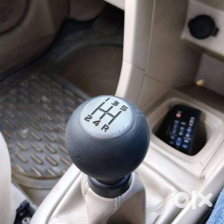 Maruti Suzuki Dzire 1.2 Vxi, 2012, Petrol