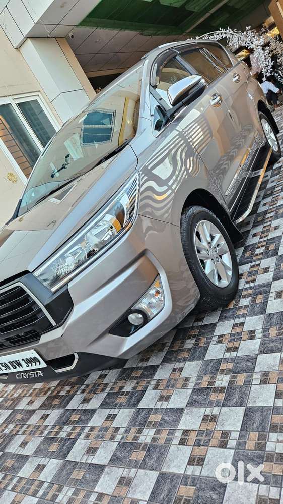 Toyota Innova Crysta 2.4 G Plus Mt 7 Str, 2023, Diesel