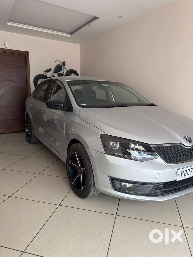 Skoda Rapid Petrol 2021