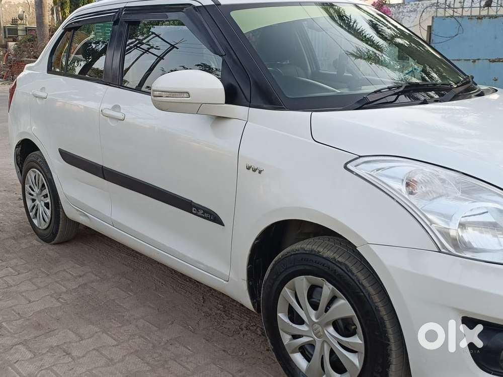 Maruti Suzuki Swift Dzire 1.2 Vxi Bsiv, 2014, Cng & Hybrids