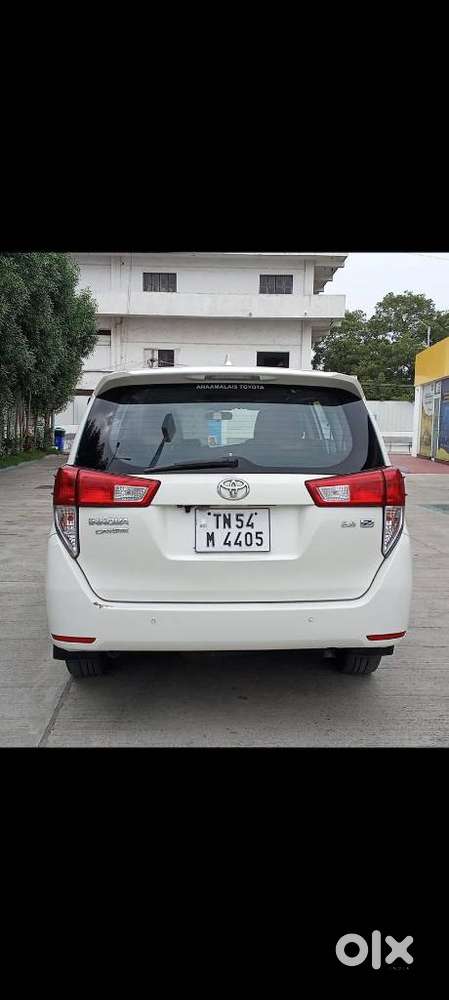 Toyota Innova Crysta 2.8z Automatic, 2016, Diesel