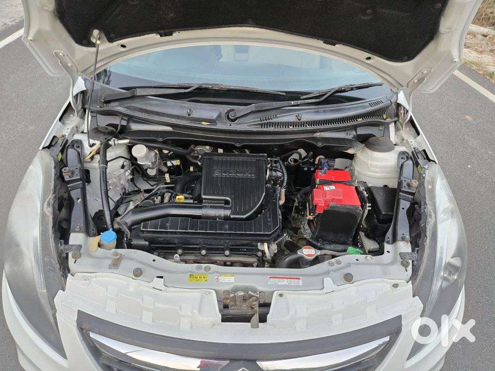 Maruti Suzuki Swift Dzire Vxi Optional, 2016, Petrol
