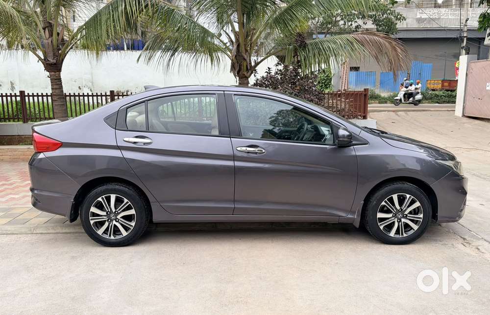 Honda City I-vtec V, 2017, Petrol