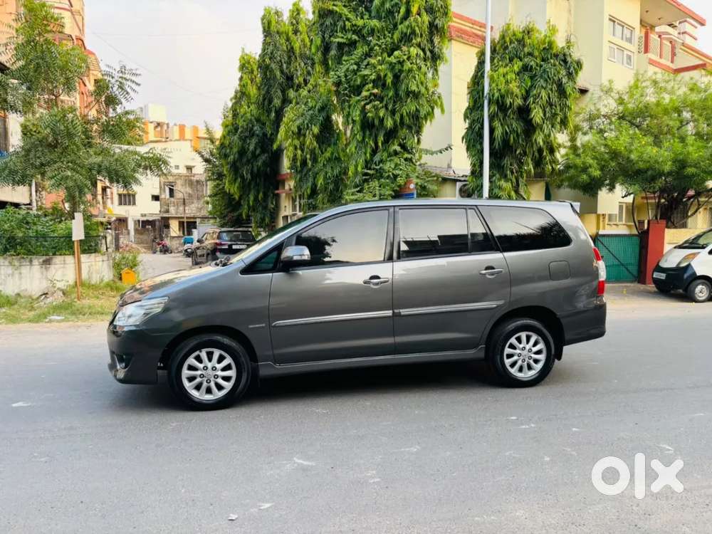 Toyota Innova 2.5 Vx 8 Str Bsiv, 2012, Diesel