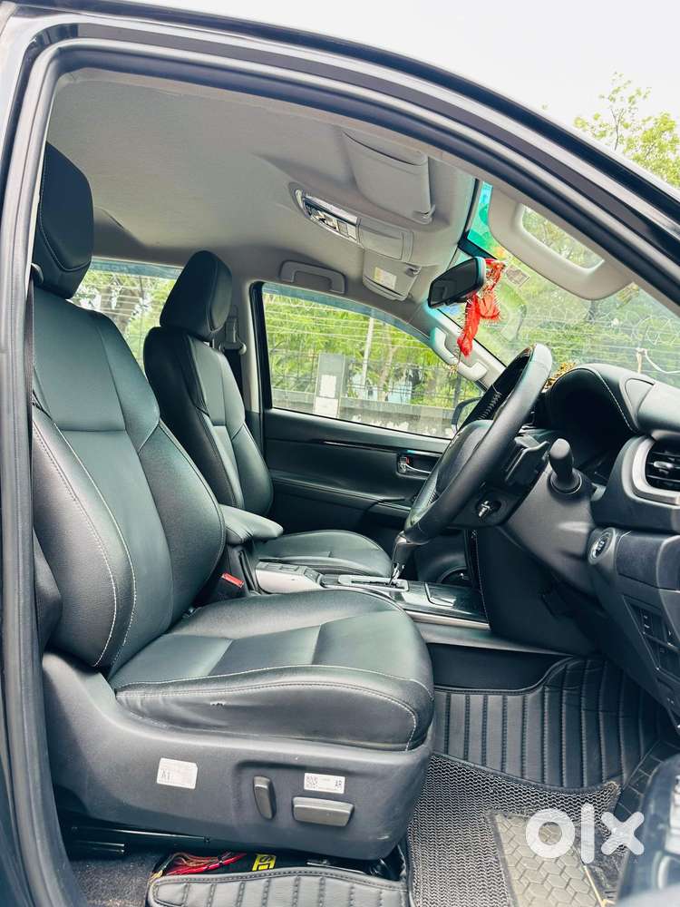 Toyota Fortuner 4x2 At 2.7 Petrol, 2025, Petrol
