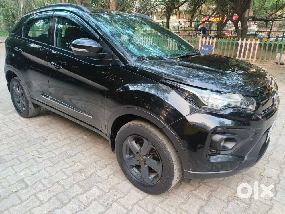 Tata Nexon 1.2 Revotron Xza Plus Hs Dark Edition, 2023, Petrol