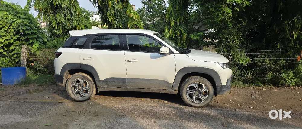 Maruti Suzuki Brezza Lxi 2025