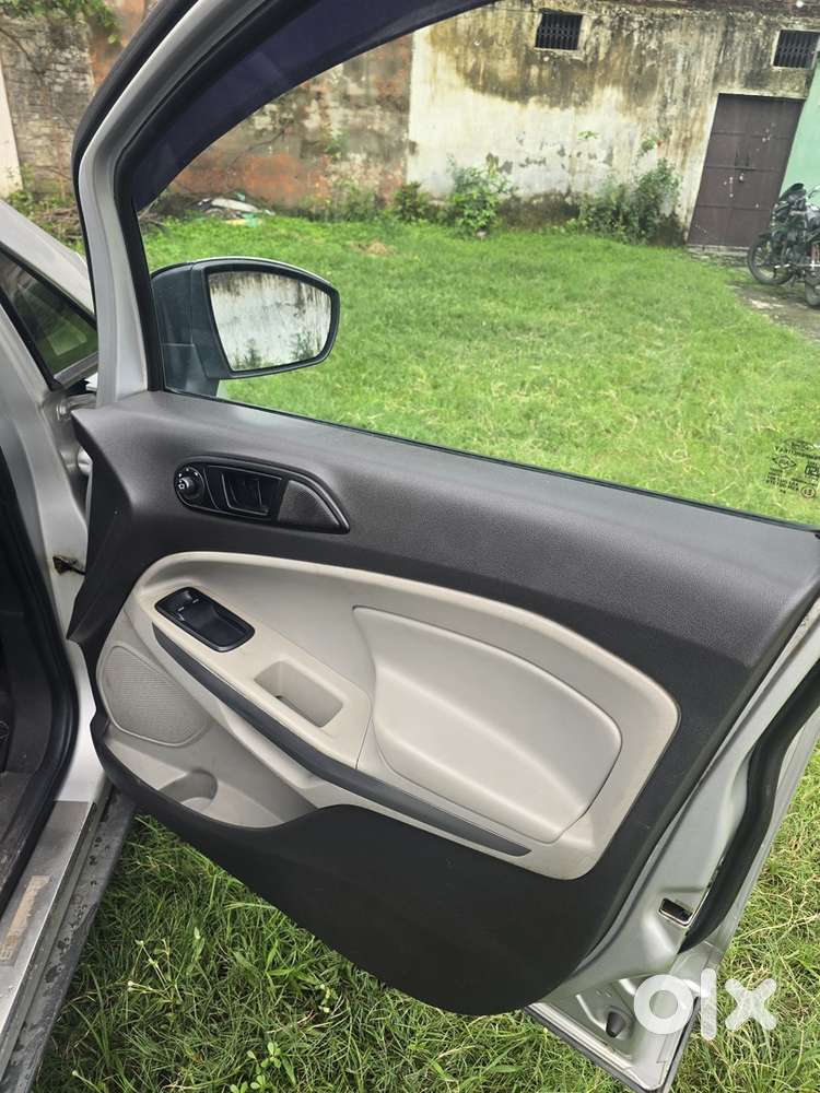 Ford Ecosport Petrol Manual 2015