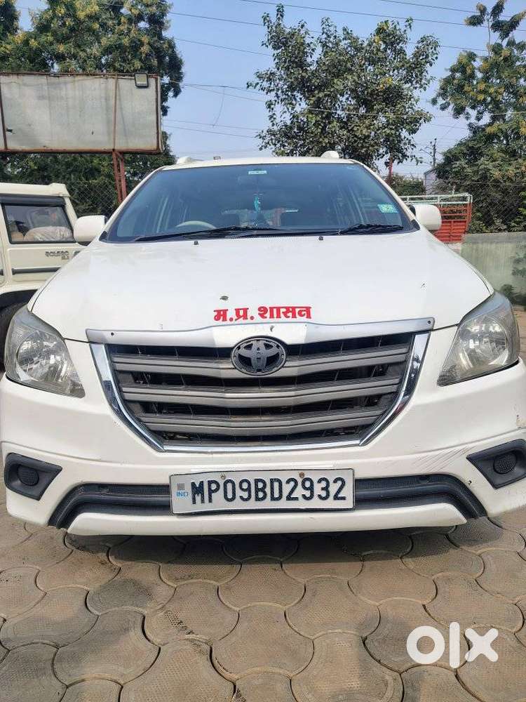Toyota Innova 2.5 G (diesel) 7 Seater, 2015, Diesel