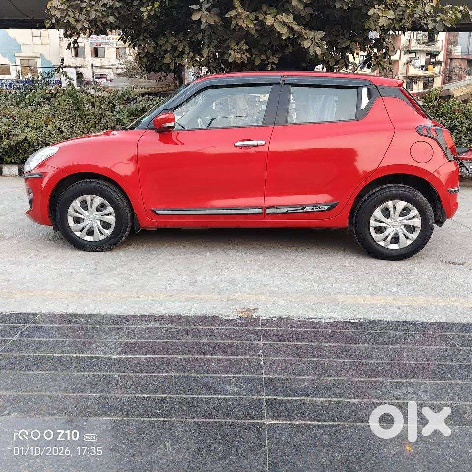 Maruti Suzuki Swift 1.2 Vxi (o), 2022, Petrol