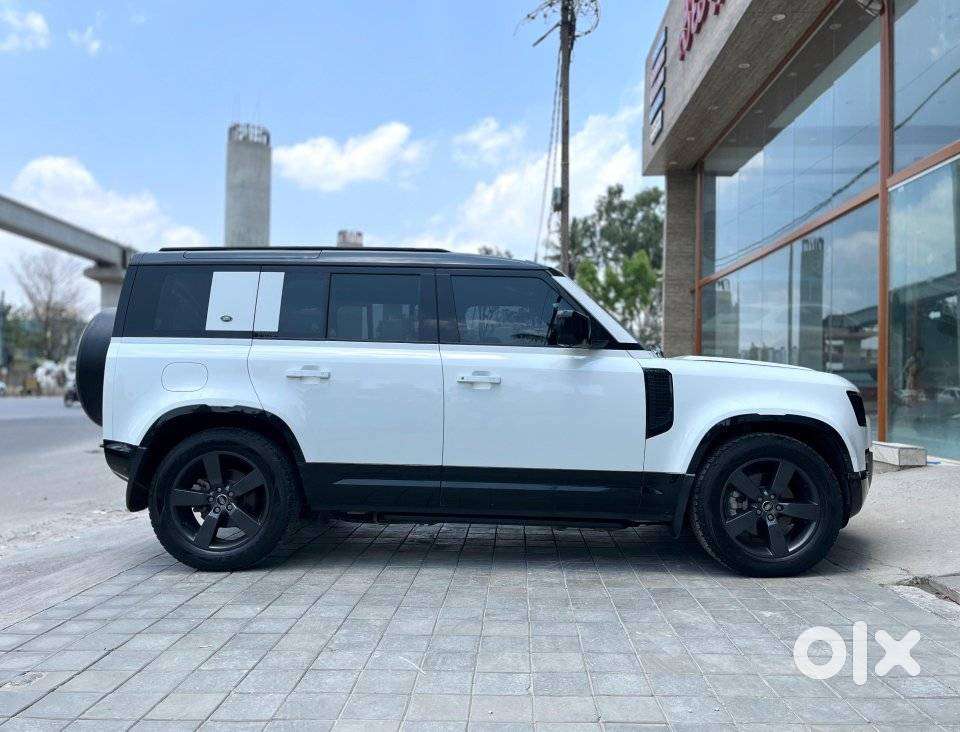 Land Rover Defender 2.0 110 X-dynamic Hse, 2023, Petrol