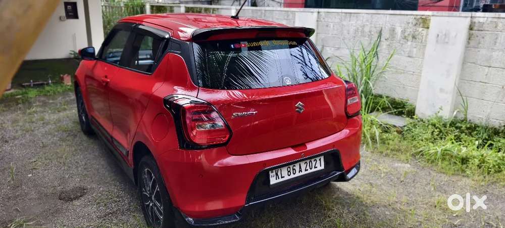 Swift Vxi Automatic &ndash; December 2021 | Red Excellent Condition