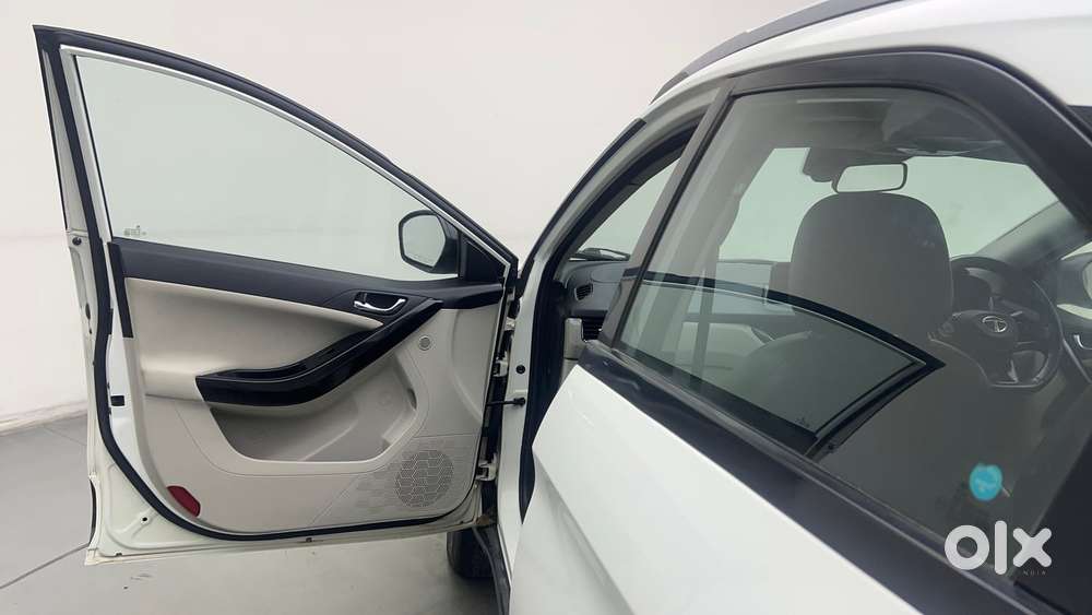 Tata Nexon 1.2 Revotron Xza Plus (o), 2022, Petrol