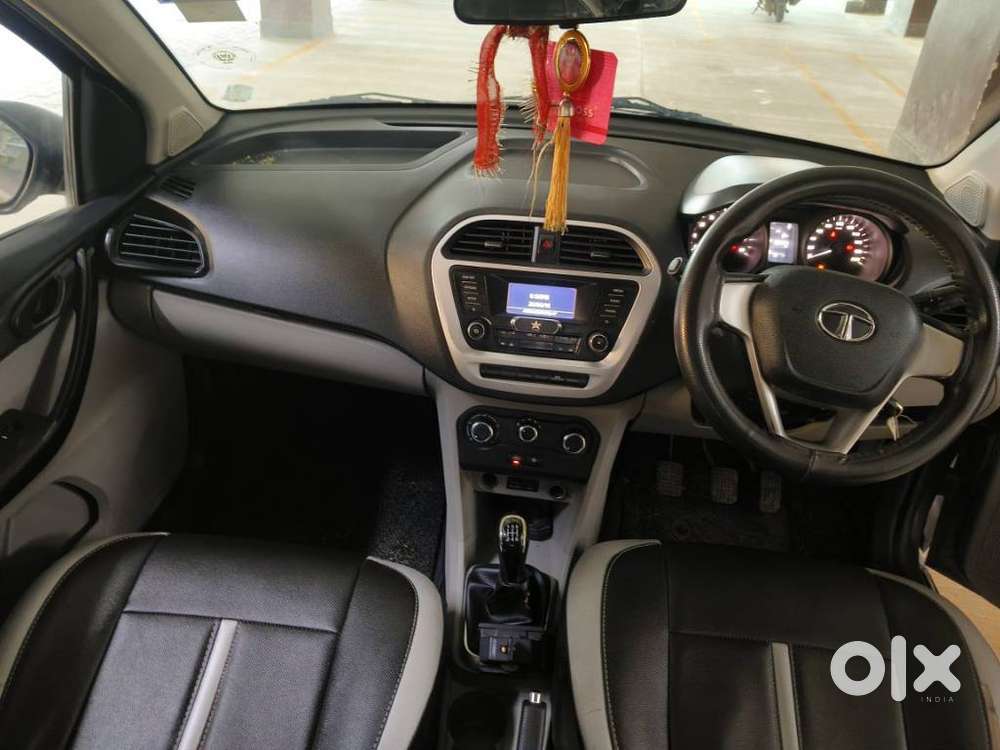 Tata Tiago 1.2 Revotron Xt (o), 2016, Petrol