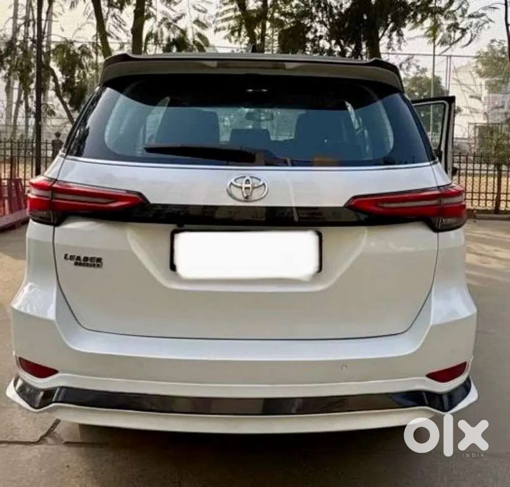 Toyota Fortuner Legender 2025 Diesel 5000 Km Driven