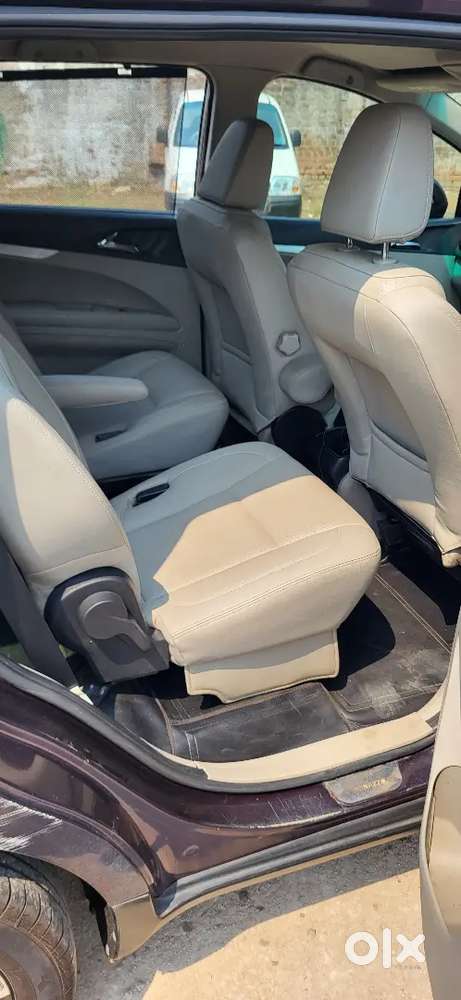 Mahindra Marazzo Single Owner Well Maintained In Mint Condition