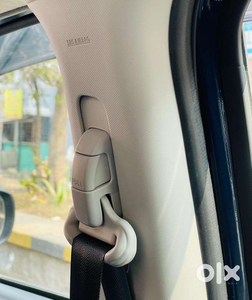 Maruti Suzuki Grand Vitara 1.5 Alpha Plus Intelligent Hybrid Ecvt, 2..