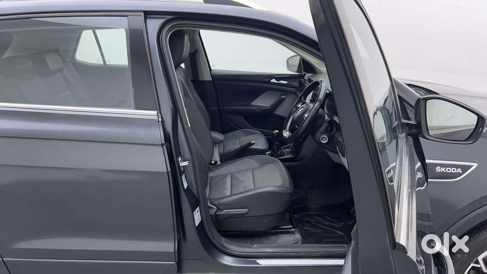 Skoda Kushaq 1.0 Tsi Style, 2022, Petrol