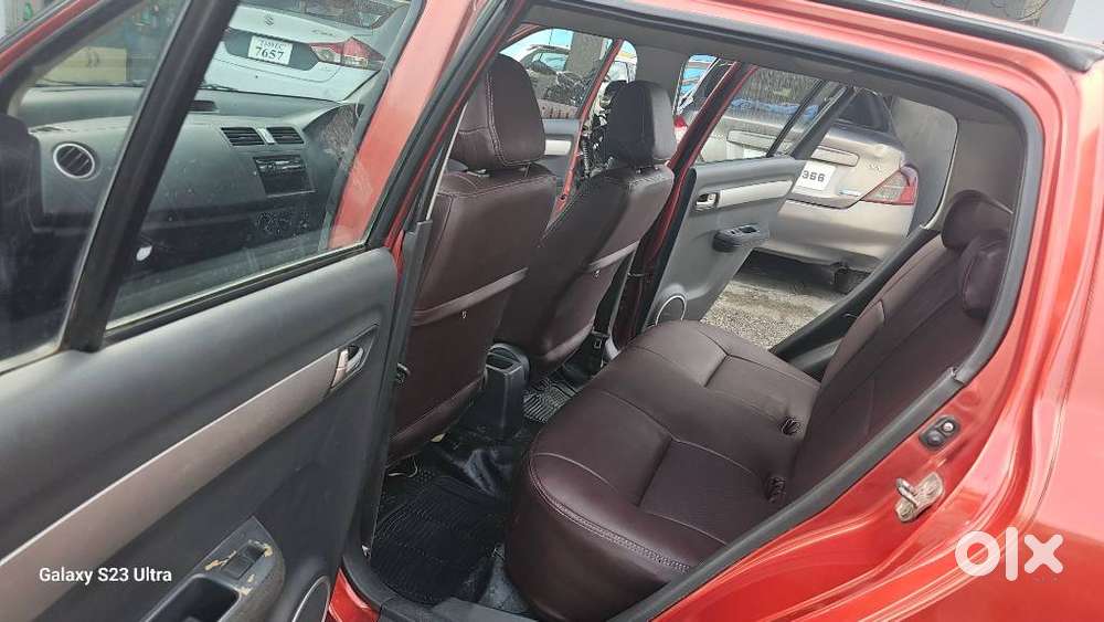 Maruti Suzuki Swift 1.2 Vxi (o), 2011, Petrol