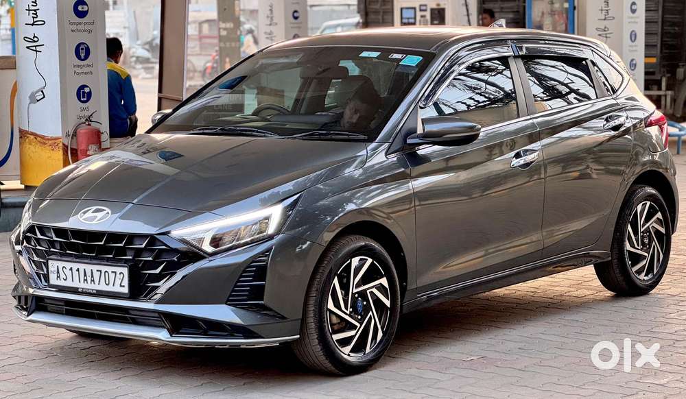 Hyundai I20 Asta 1.2 Mt Dual Tone, 2023, Petrol