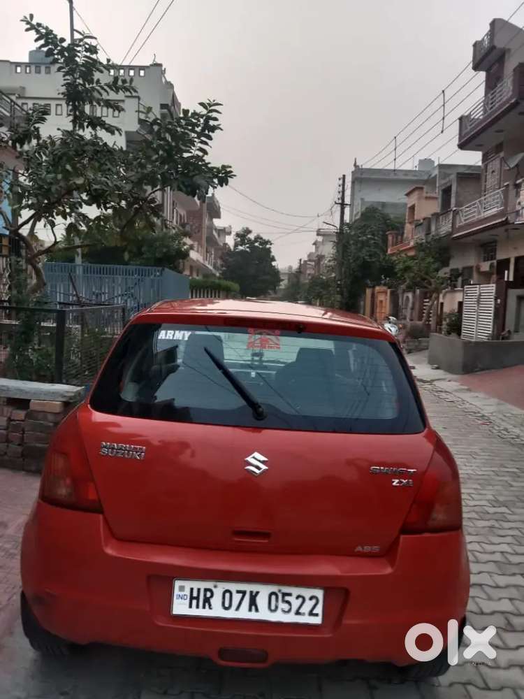 Maruti Suzuki Swift 2006 Petrol 90000 Km Driven