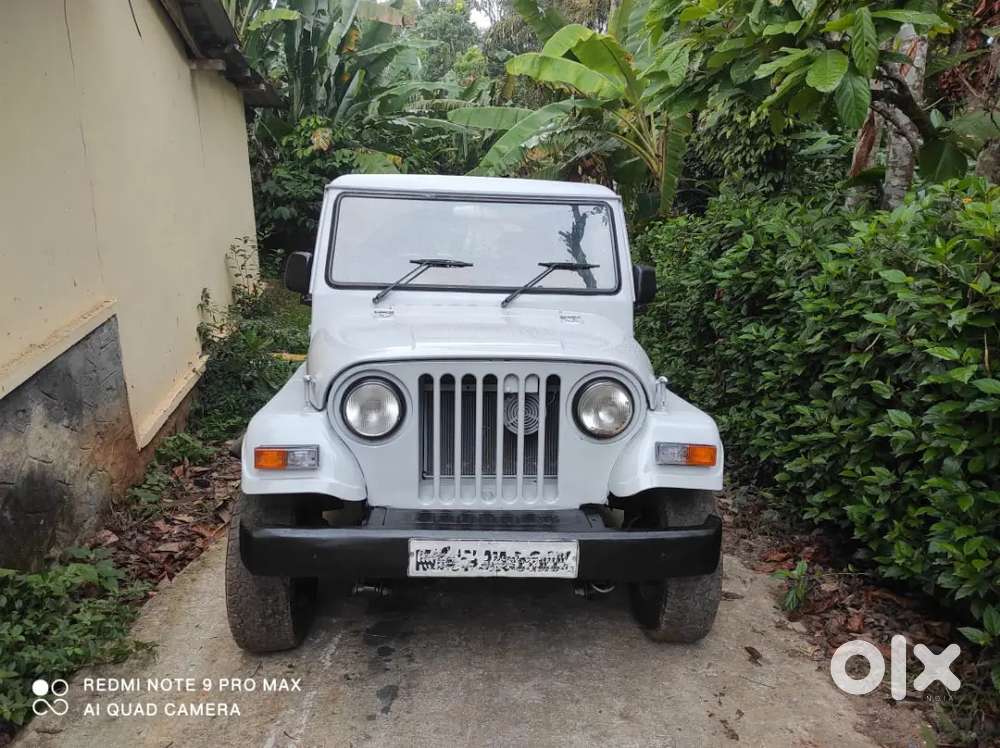 Mahindra Marshal 2000