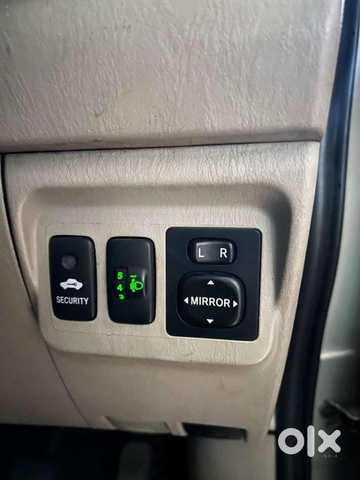 Toyota Innova 2.5 V 8 Str, 2014, Diesel