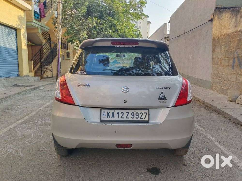 Maruti Suzuki Swift Vxi, 2015, Petrol