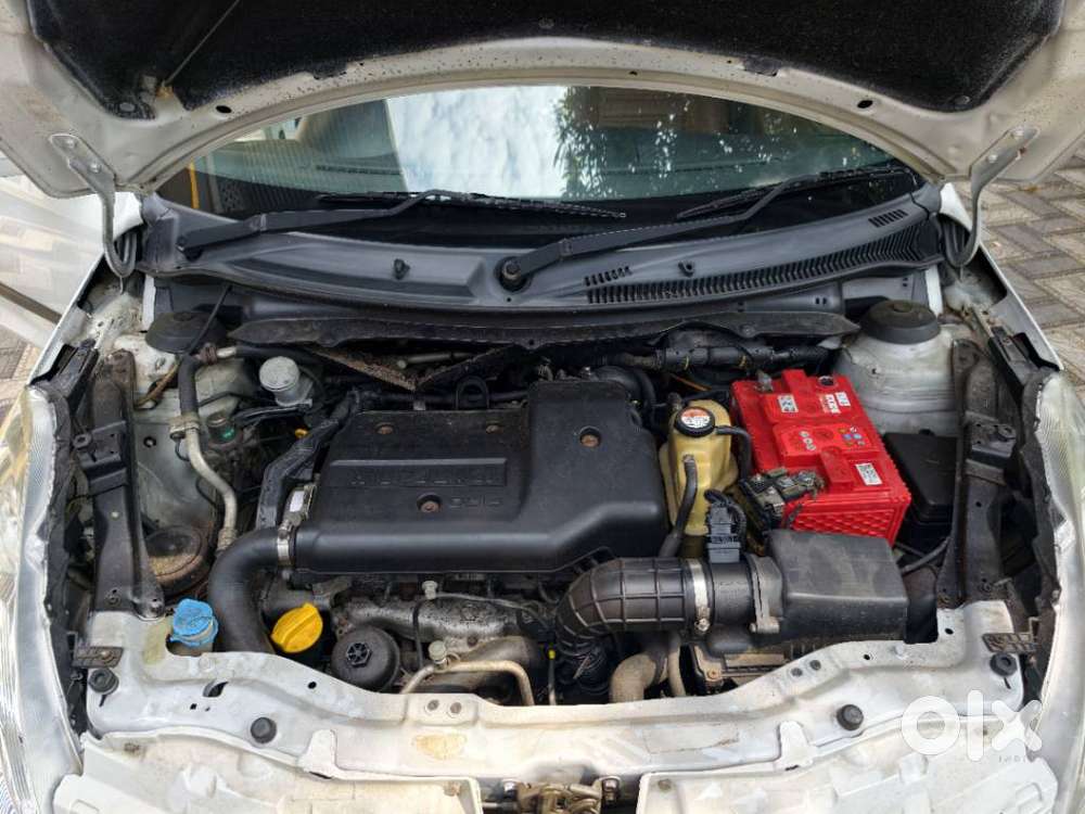 Maruti Suzuki Swift Dzire Ldi Optional, 2013, Diesel