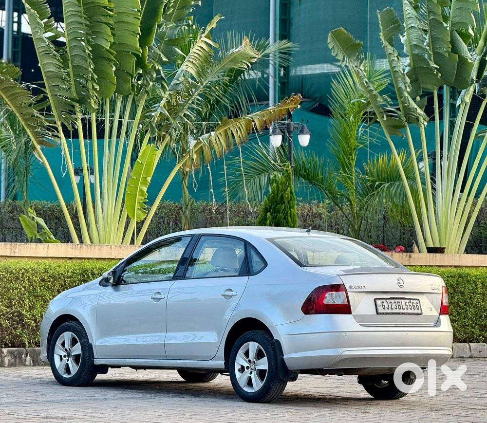 Skoda Rapid [2016-2020] 1.5 Style Plus Tdi At, 2017, Diesel