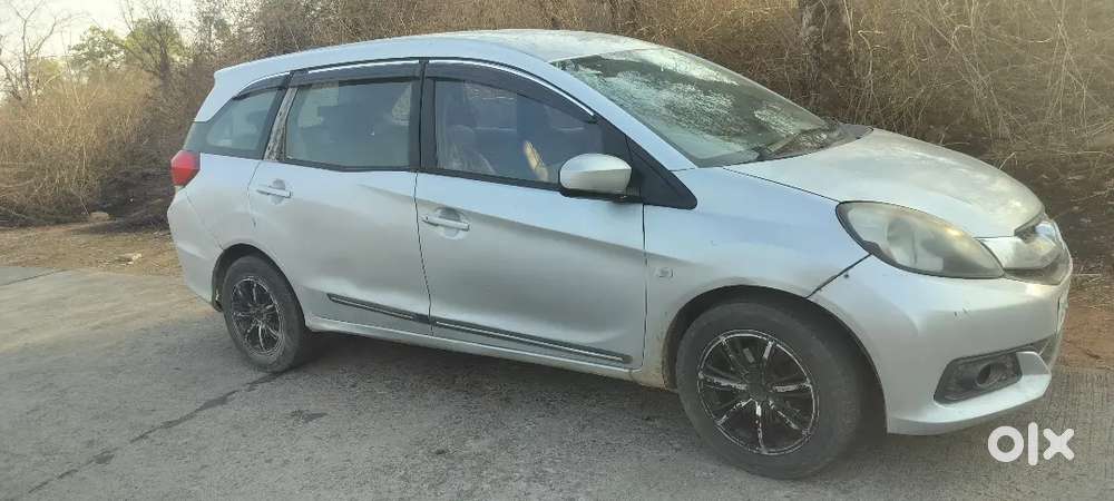 Honda Mobilio 2014 Diesel 80000 Km Driven
