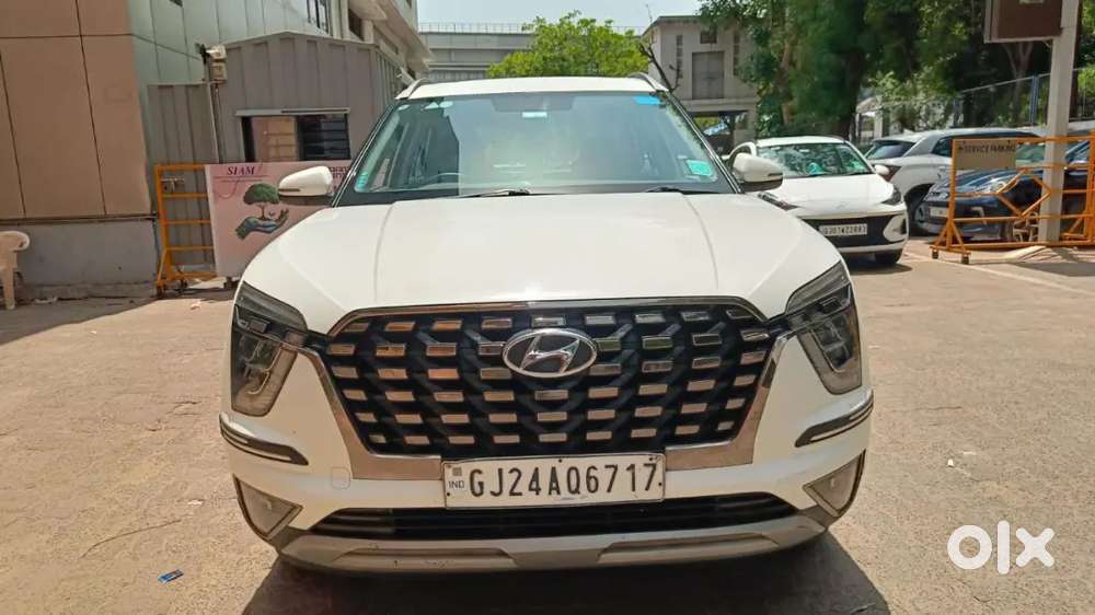 Hyundai Alcazar 2023 Diesel Well Maintained