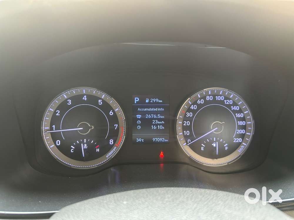 Hyundai Venue 2021 Petrol Automatic