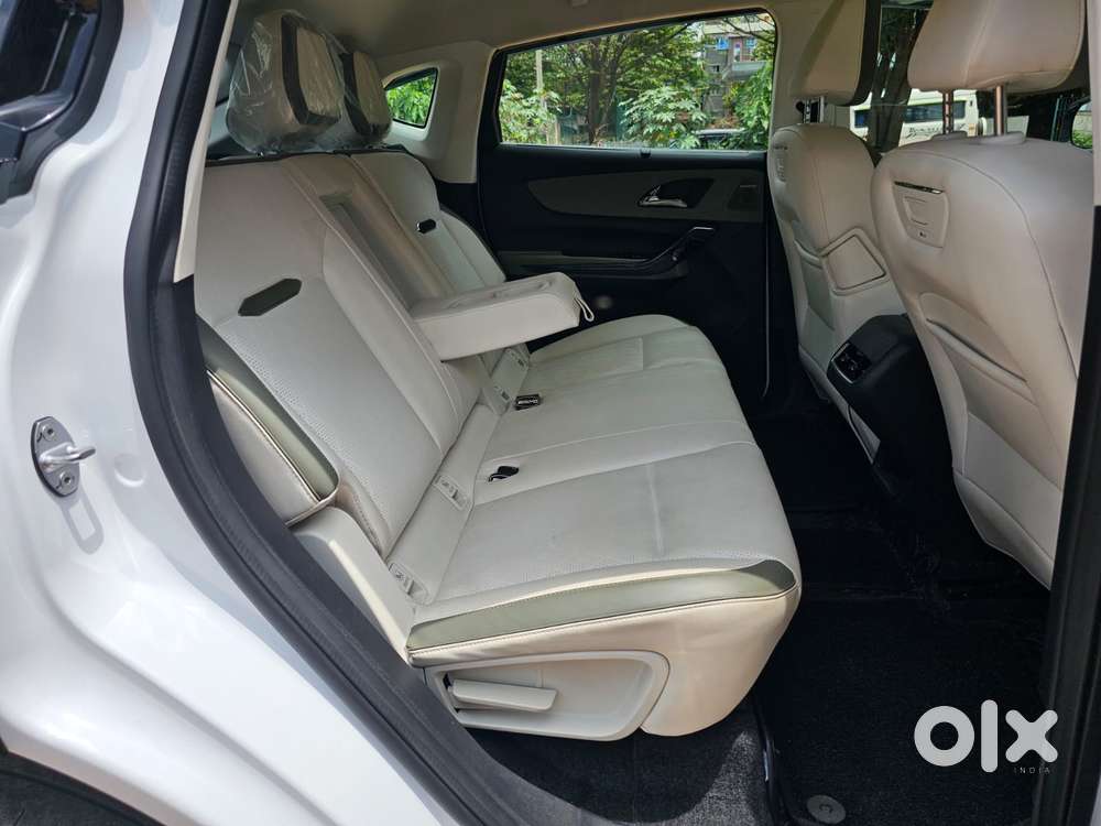 Mahindra Xev 9e Pack Three (top Model), 2025, Electric