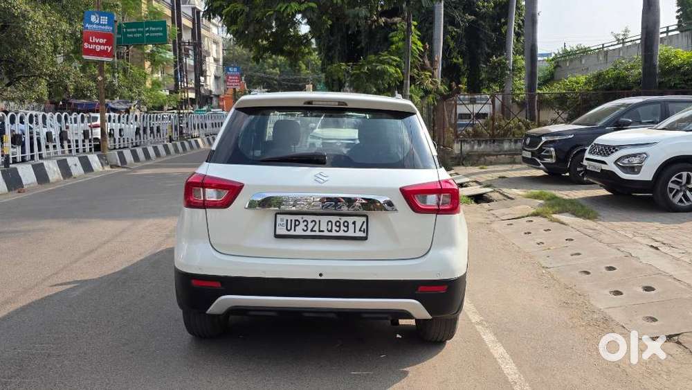 Maruti Suzuki Brezza 1.5 Zxi Smart Hybrid, 2020, Petrol