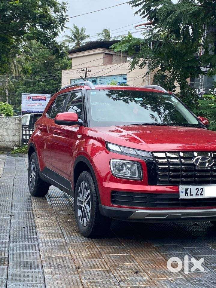 Hyundai Venue S 1.2 Petrol, 2022, Petrol
