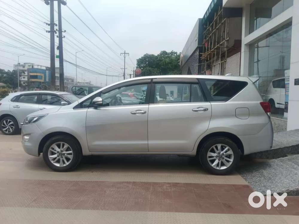 Toyota Innova Crysta 2.4 V 7 Str, 2017, Diesel