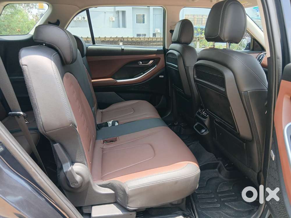 Hyundai Alcazar Platinum (o) 7 Str 1.5 Petrol Dct, 2023, Petrol