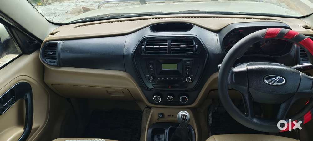 Mahindra Tuv 300 T6 Plus, 2016, Diesel