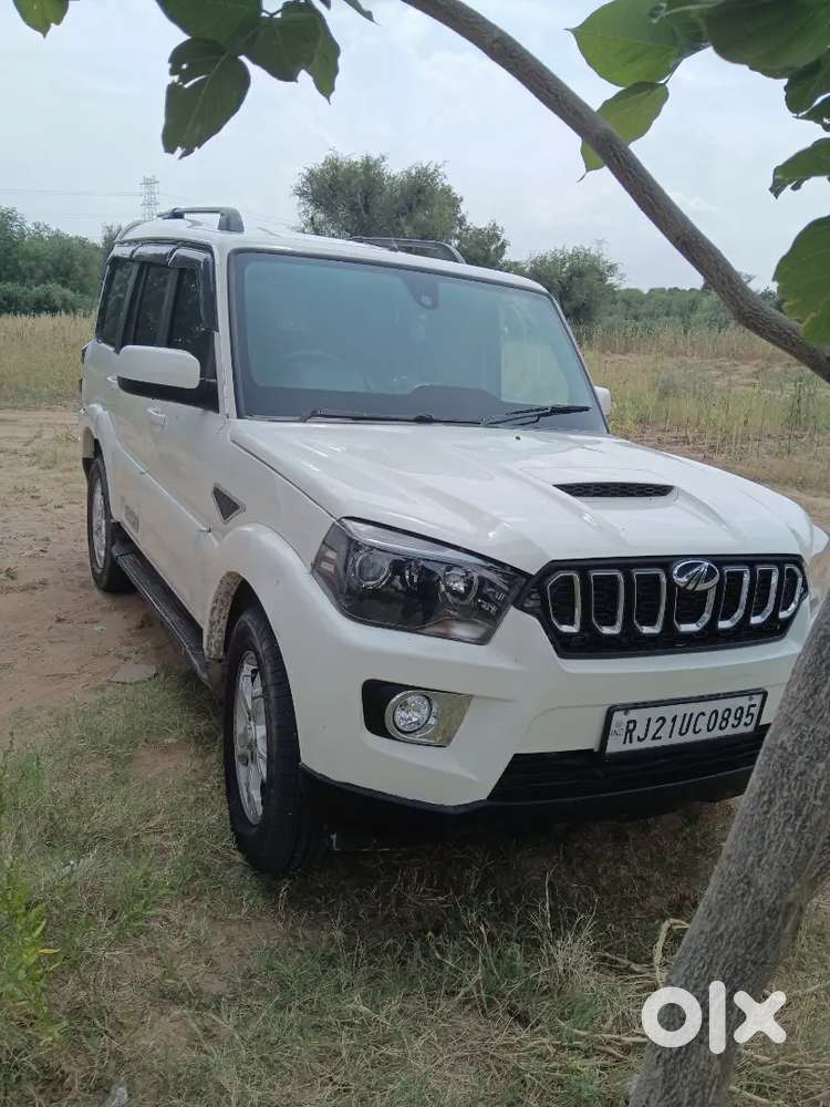 Mahindra Scorpio S10 2016 Diesel Manual
