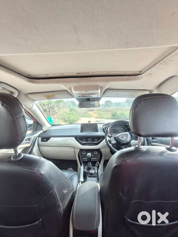 Tata Nexon 1.2 Revotron Xz Plus Hs Dark Edition, 2022, Petrol